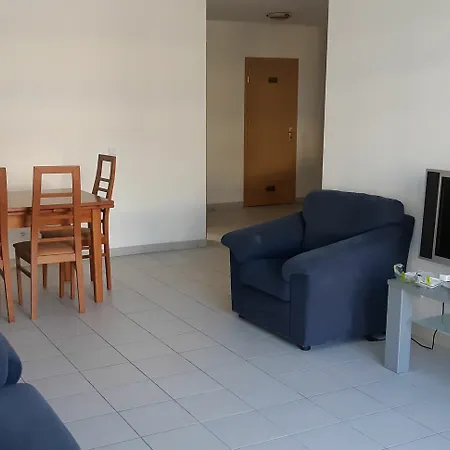 3 Bed Marina And By Rental4all Apartamento *